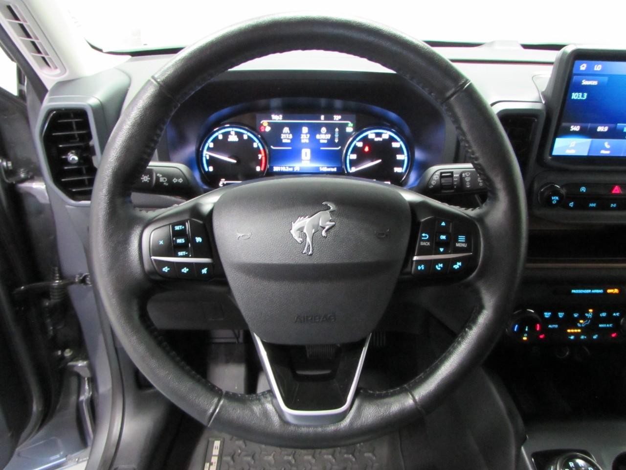 Ford Bronco Sport Vehicle Full-screen Gallery Image 24