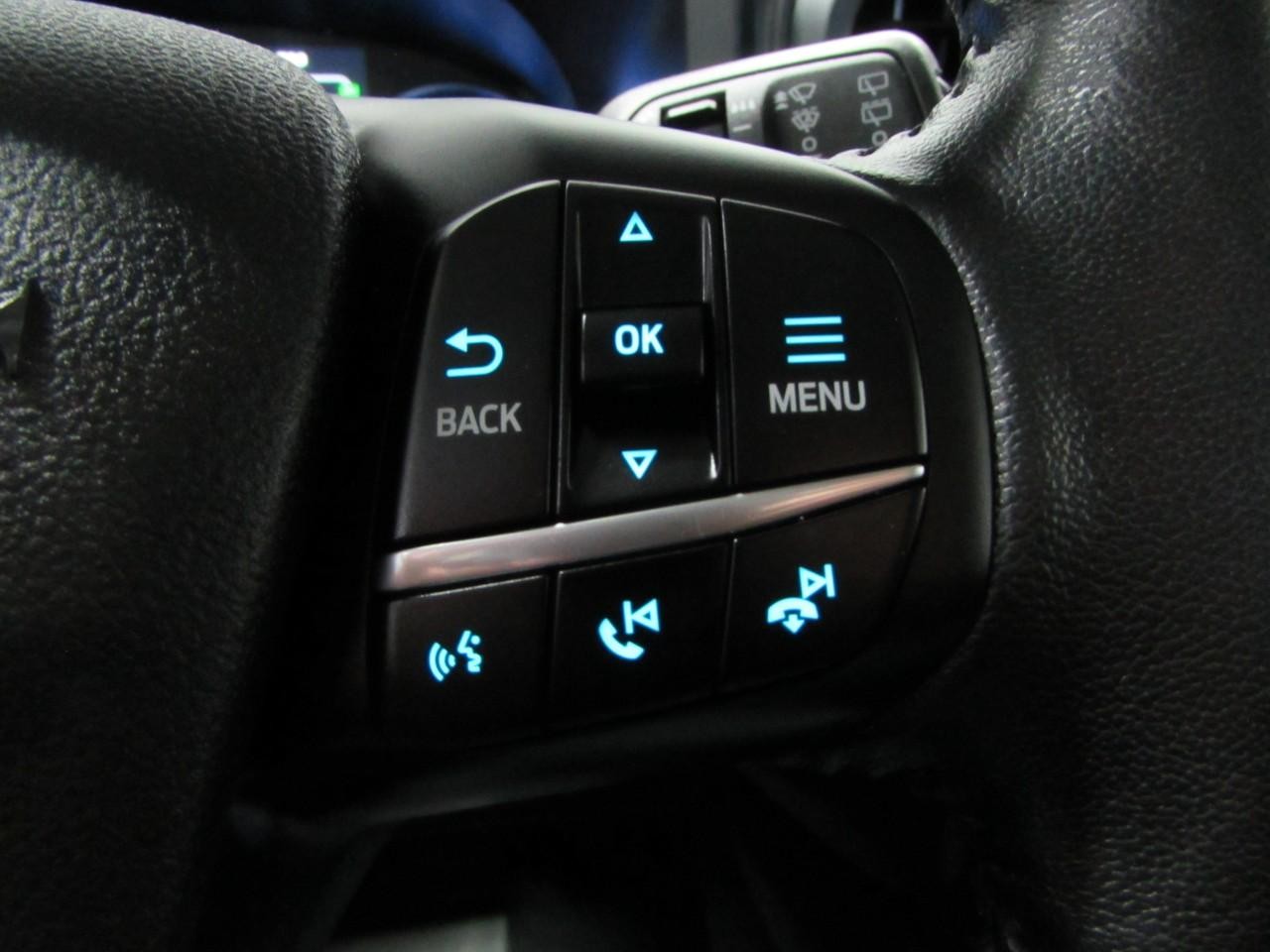 Ford Bronco Sport Vehicle Full-screen Gallery Image 26