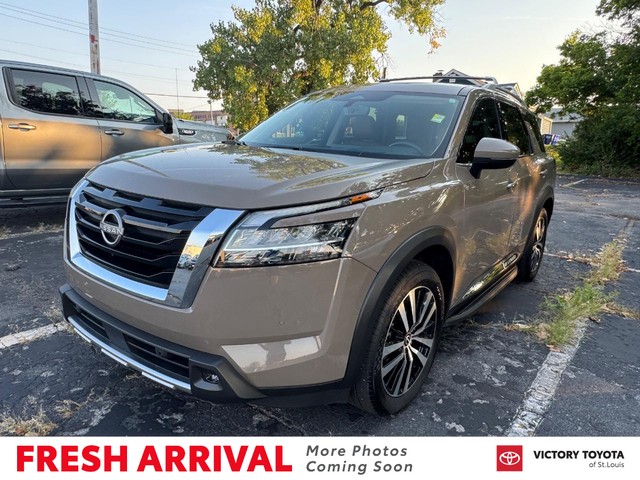 2023 Nissan Pathfinder Platinum at Victory Toyota of St. Louis in St. Louis MO