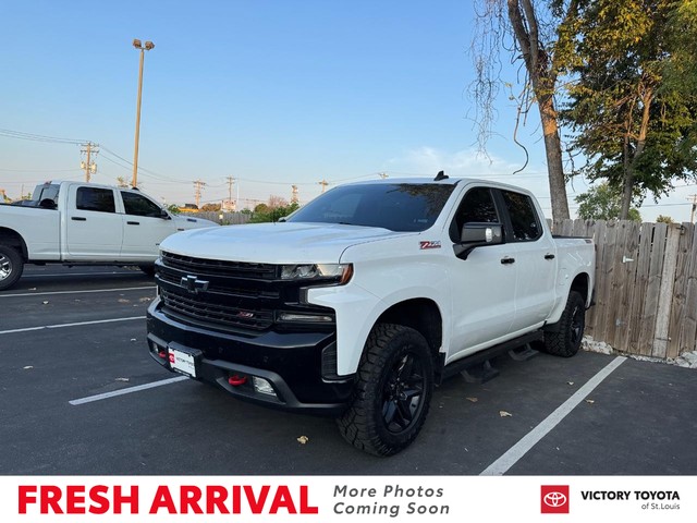 2020 Chevrolet Silverado 1500 4WD LT Trail Boss Crew Cab at Victory Toyota of St. Louis in St. Louis MO