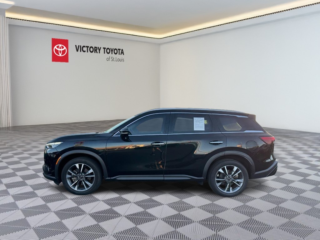 INFINITI QX60 Vehicle Full-screen Gallery Image 07