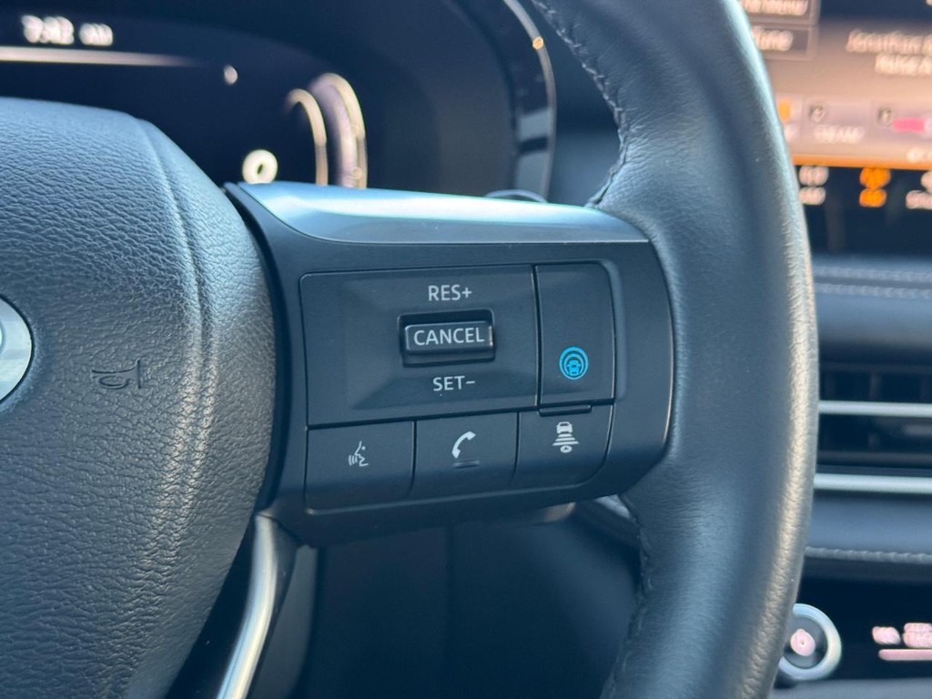 INFINITI QX60 Vehicle Full-screen Gallery Image 25