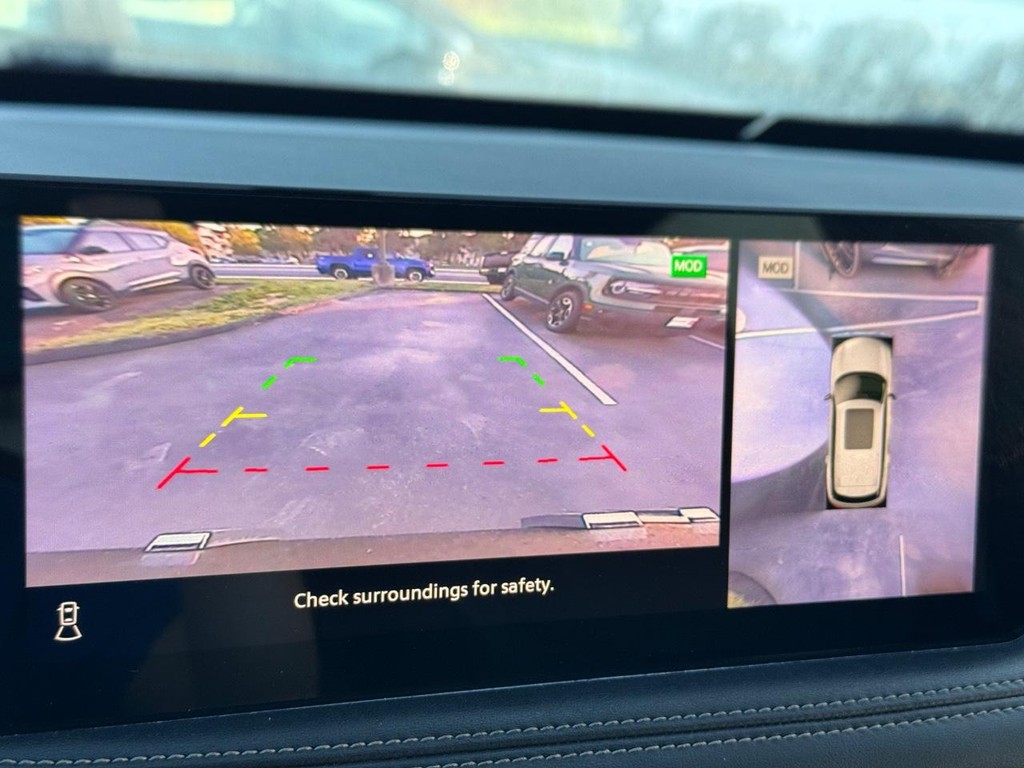 INFINITI QX60 Vehicle Full-screen Gallery Image 27