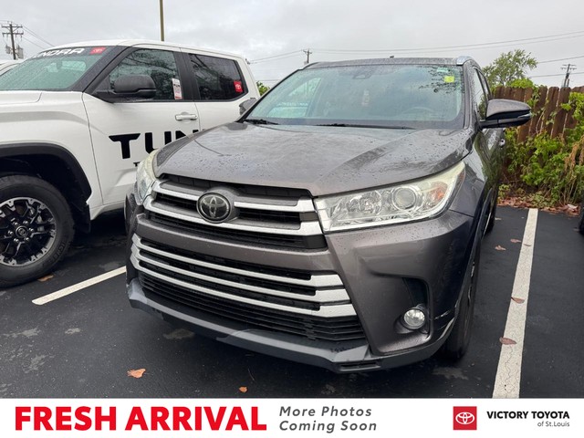 2019 Toyota Highlander XLE at Victory Toyota of St. Louis in St. Louis MO
