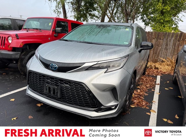 2022 Toyota Sienna XSE at Victory Toyota of St. Louis in St. Louis MO