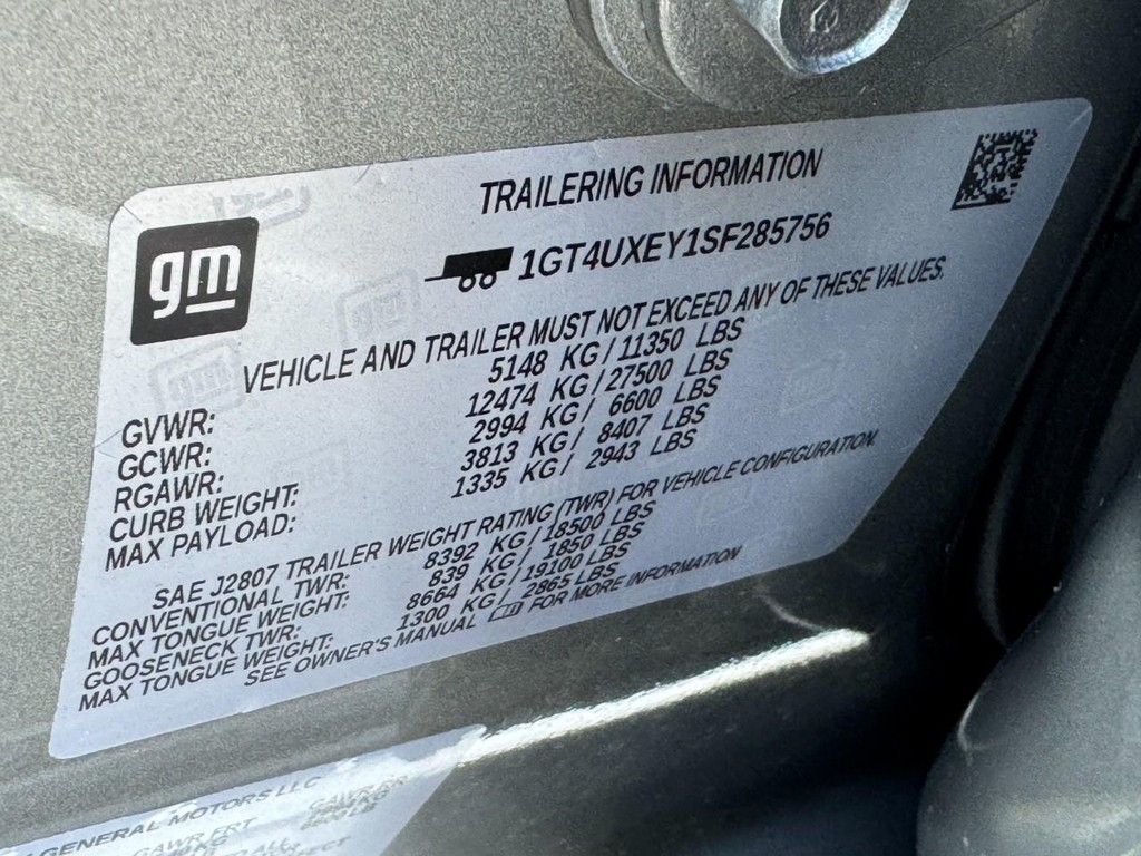 GMC Sierra 2500HD Vehicle Full-screen Gallery Image 31