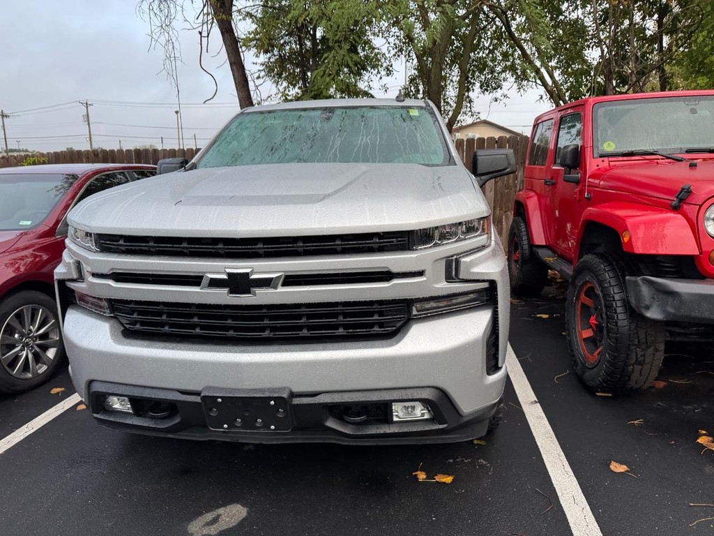 Chevrolet Silverado 1500 Vehicle Full-screen Gallery Image 02