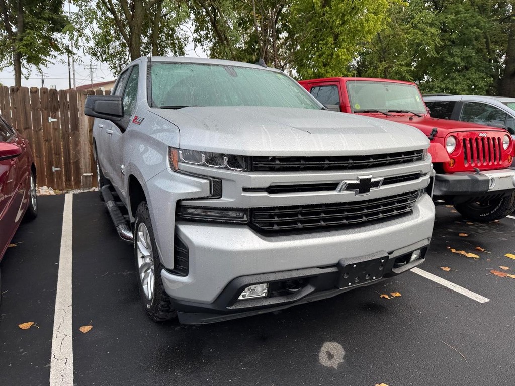 Chevrolet Silverado 1500 Vehicle Full-screen Gallery Image 03