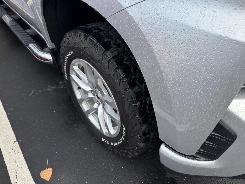 Chevrolet Silverado 1500 Vehicle Full-screen Gallery Image 06