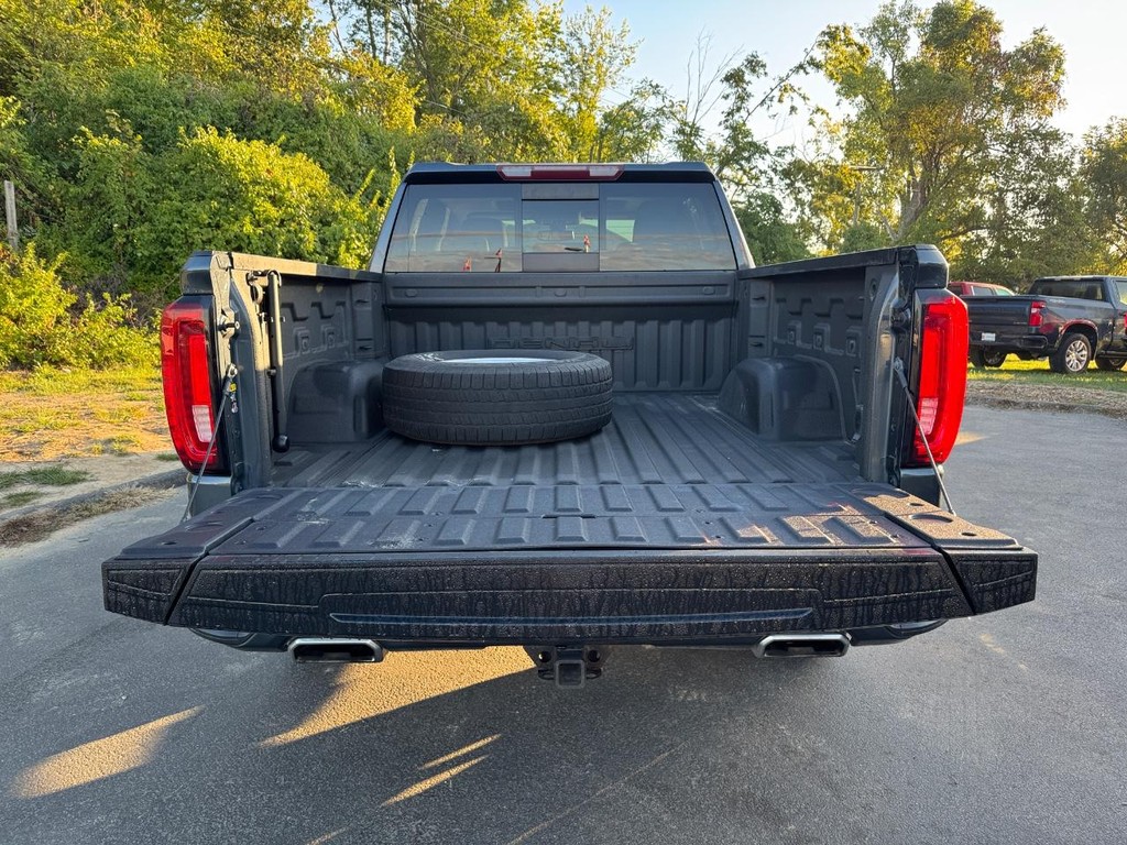 GMC Sierra 1500 Vehicle Full-screen Gallery Image 05