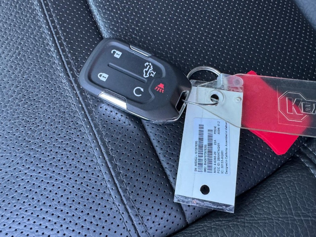 GMC Sierra 1500 Vehicle Full-screen Gallery Image 09