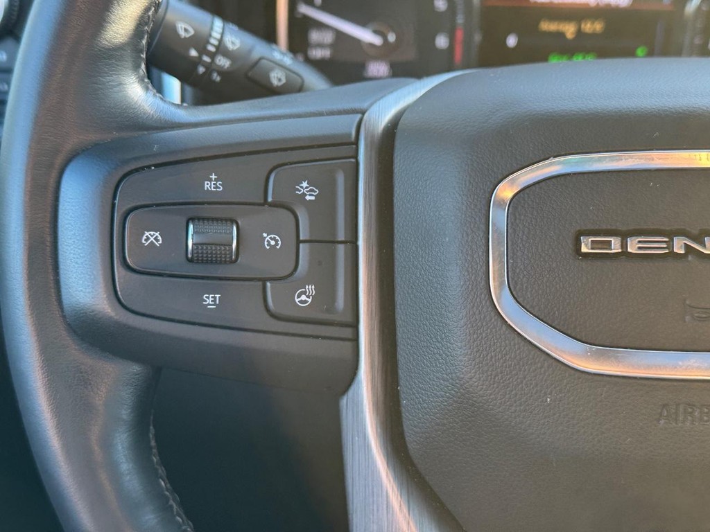 GMC Sierra 1500 Vehicle Full-screen Gallery Image 22