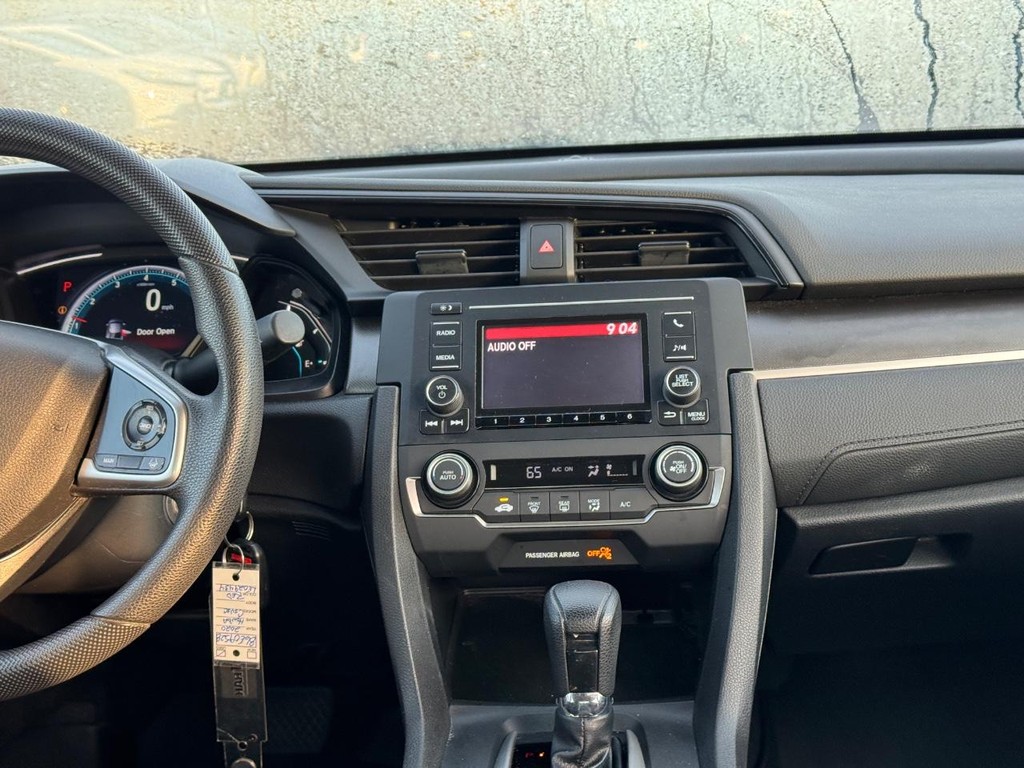 Honda Civic Sedan Vehicle Full-screen Gallery Image 14