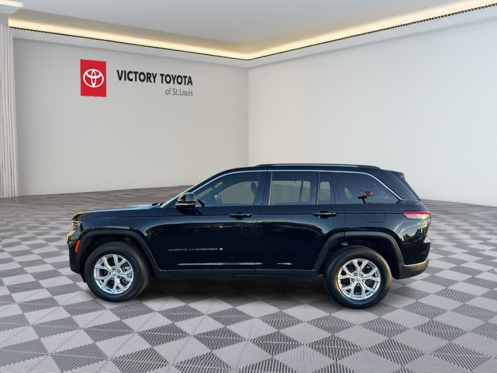 Jeep Grand Cherokee Vehicle Full-screen Gallery Image 07