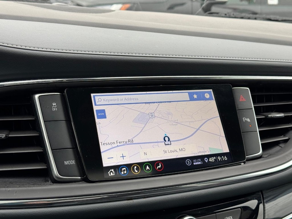 Buick Enclave Vehicle Full-screen Gallery Image 23