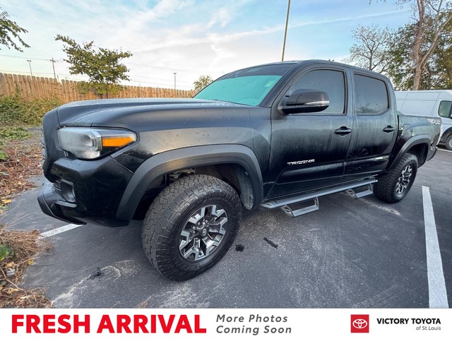 2023 Toyota Tacoma 4WD 4WD SR5 Double Cab at Victory Toyota of St. Louis in St. Louis MO