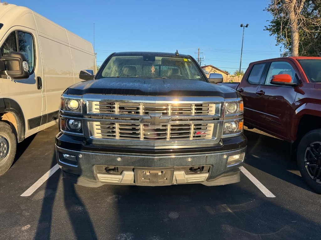 Chevrolet Silverado 1500 Vehicle Full-screen Gallery Image 02
