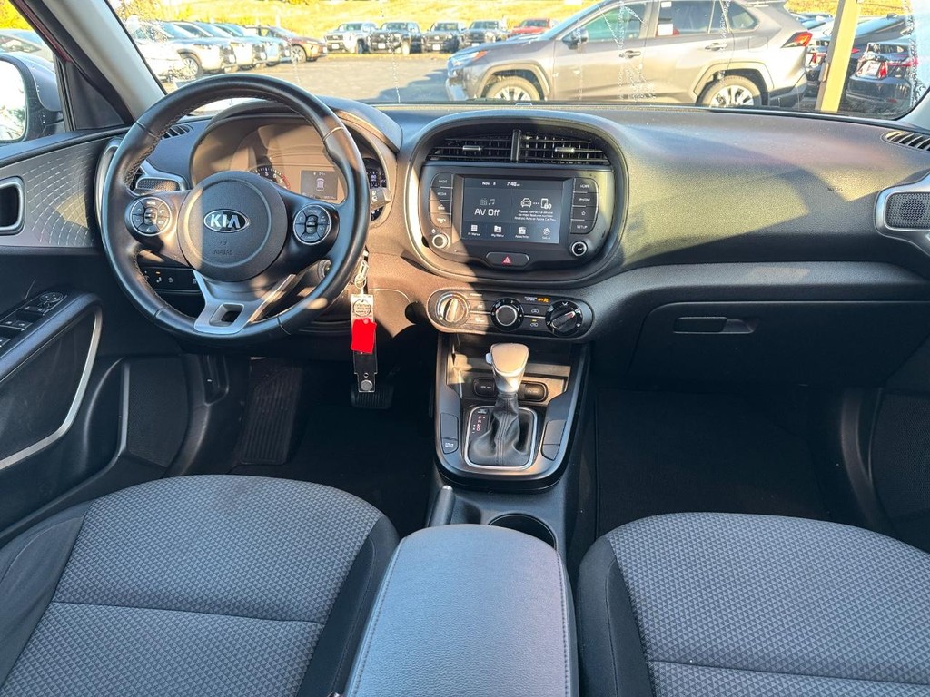 Kia Soul Vehicle Full-screen Gallery Image 13