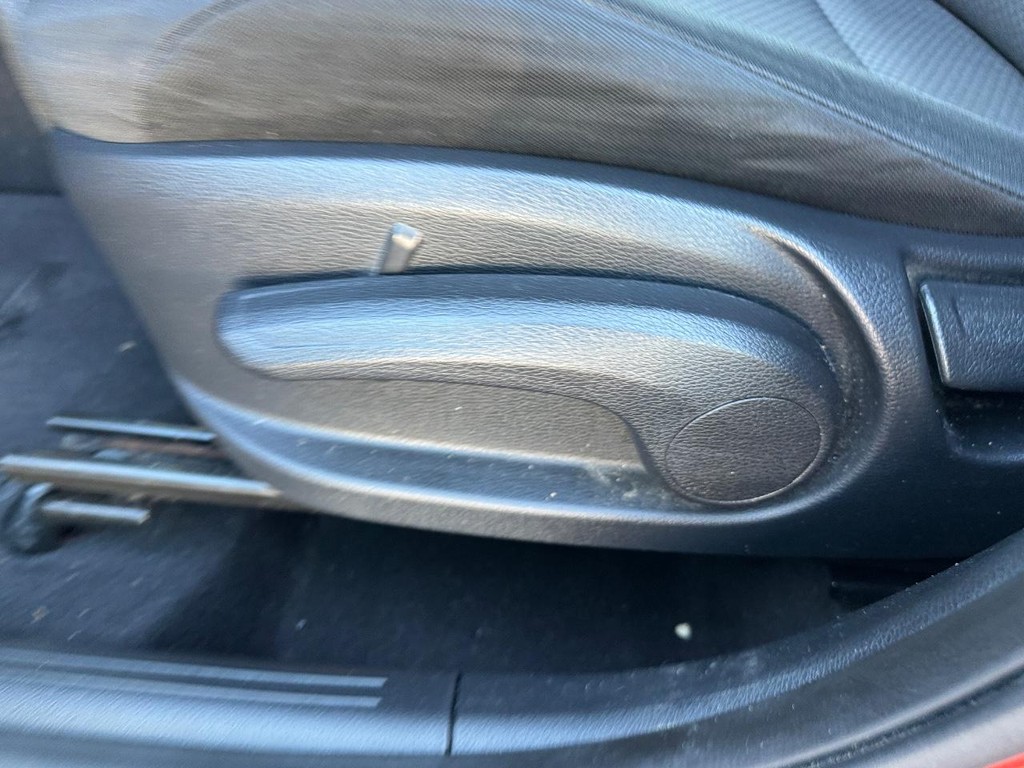 Kia Soul Vehicle Full-screen Gallery Image 17