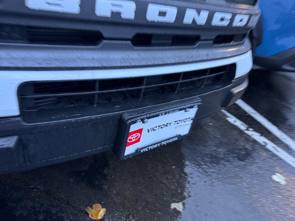 Ford Bronco Sport Vehicle Full-screen Gallery Image 05