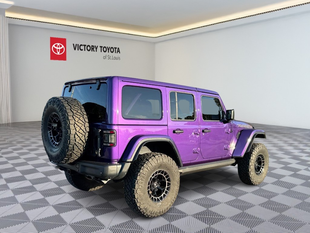 Jeep Wrangler Vehicle Full-screen Gallery Image 03