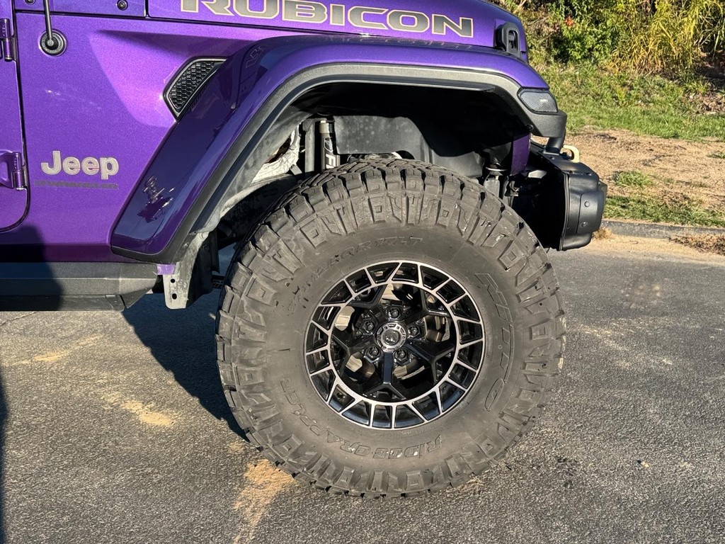 Jeep Wrangler Vehicle Full-screen Gallery Image 12