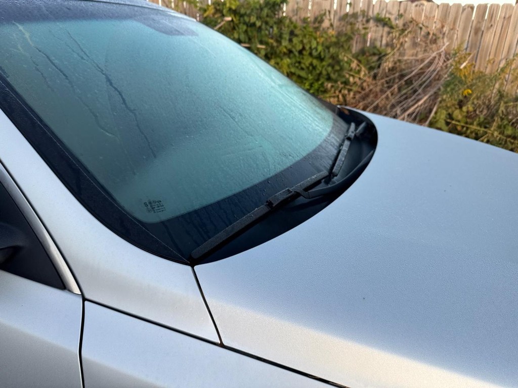 Kia Optima Vehicle Full-screen Gallery Image 07