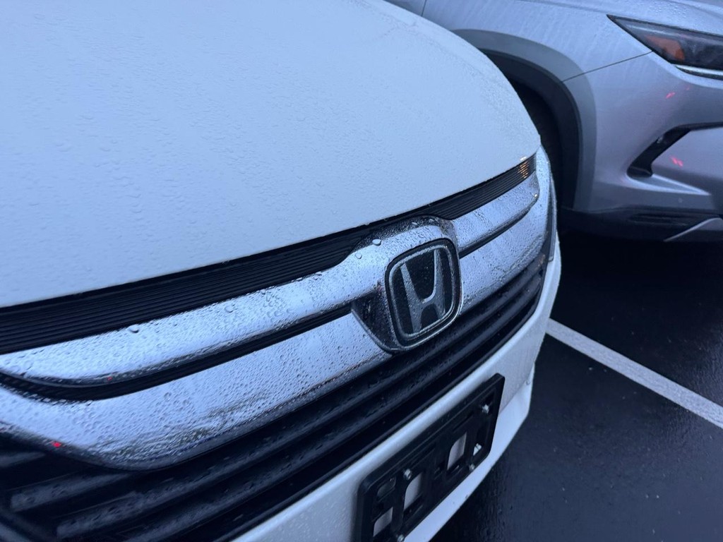 Honda Odyssey Vehicle Full-screen Gallery Image 05