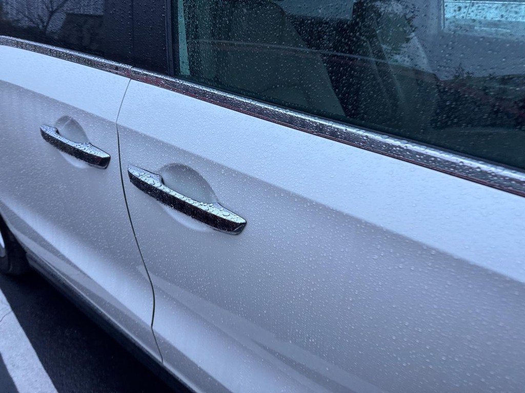 Honda Odyssey Vehicle Full-screen Gallery Image 10