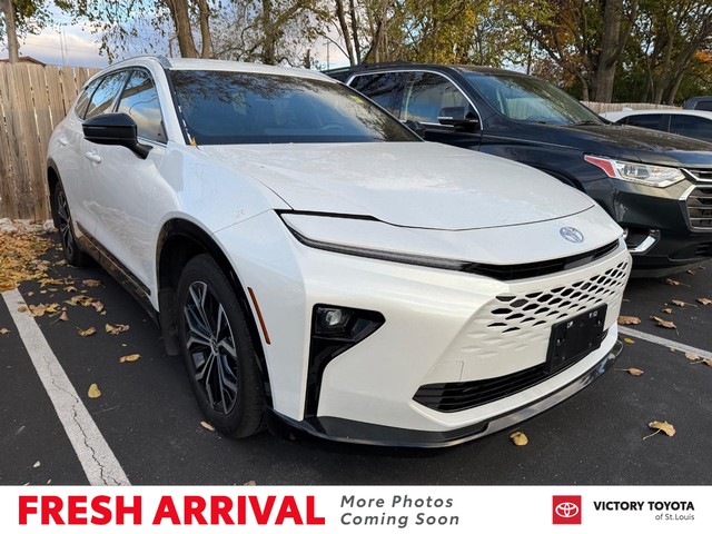 2025 Toyota Crown Signia Limited at Victory Toyota of St. Louis in St. Louis MO