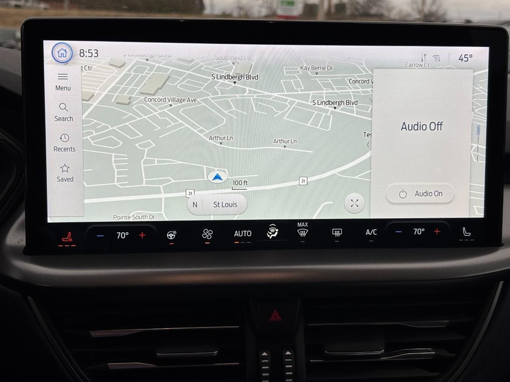 Ford Escape Vehicle Full-screen Gallery Image 24