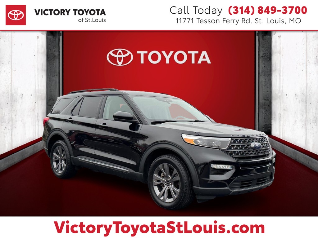 Ford Explorer Vehicle Full-screen Gallery Image 01