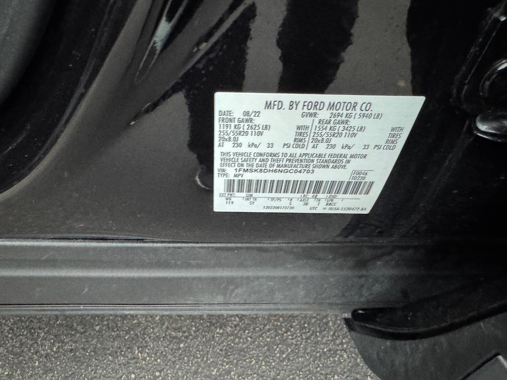 Ford Explorer Vehicle Full-screen Gallery Image 26