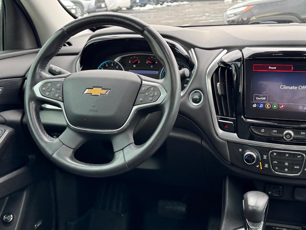 Chevrolet Traverse Vehicle Full-screen Gallery Image 16