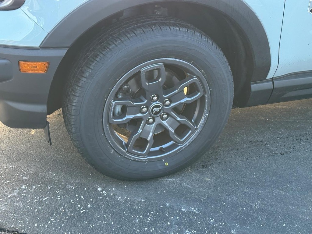 Ford Bronco Sport Vehicle Full-screen Gallery Image 07