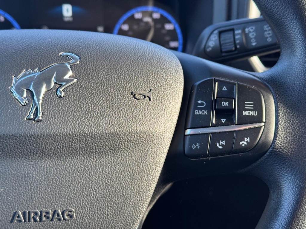 Ford Bronco Sport Vehicle Full-screen Gallery Image 18