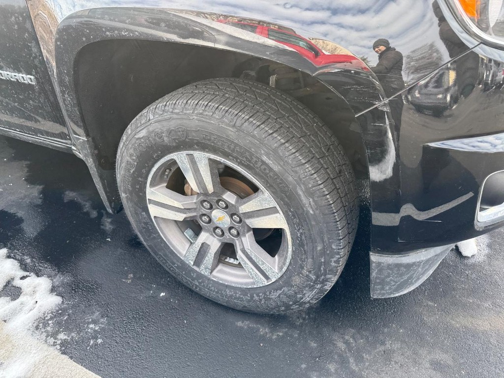 Chevrolet Colorado Vehicle Full-screen Gallery Image 04