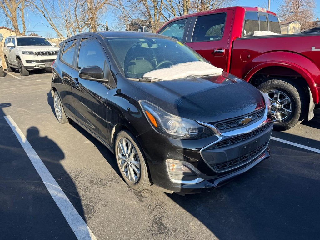 Chevrolet Spark Vehicle Full-screen Gallery Image 03