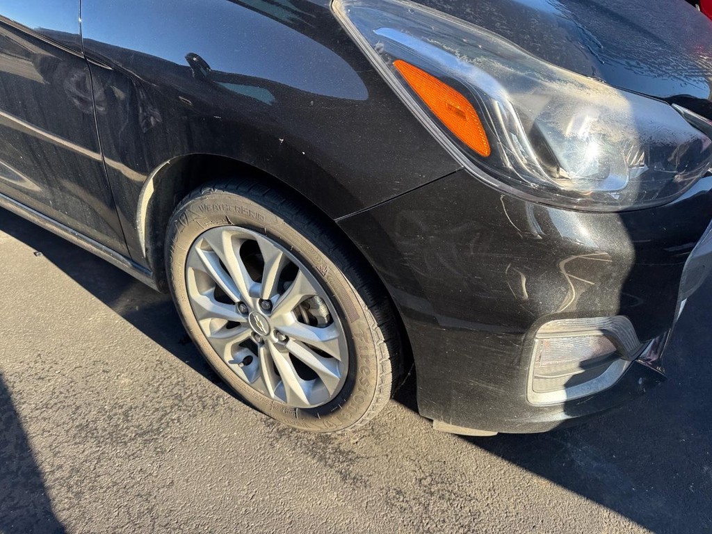 Chevrolet Spark Vehicle Full-screen Gallery Image 04