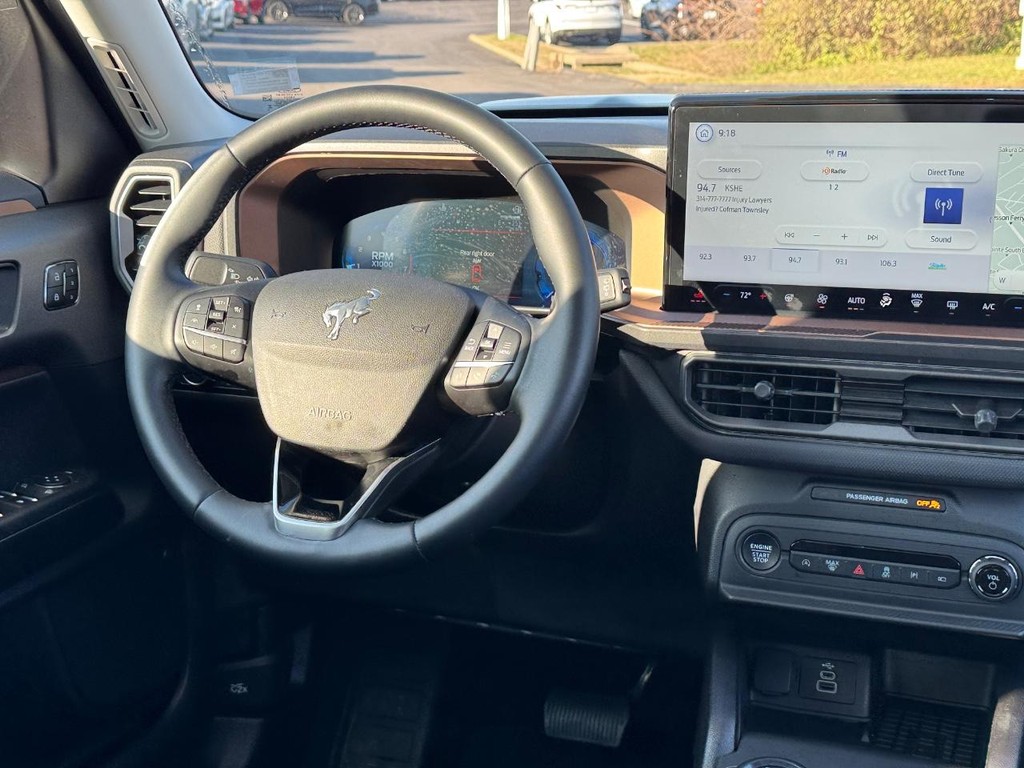 Ford Bronco Sport Vehicle Full-screen Gallery Image 15