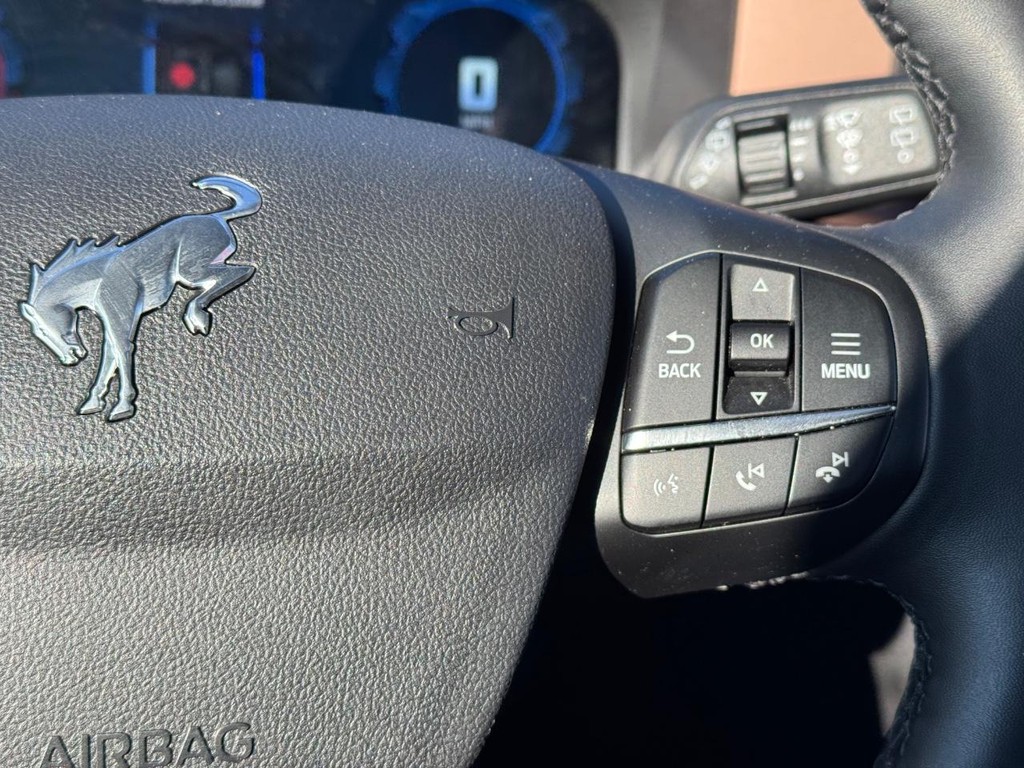 Ford Bronco Sport Vehicle Full-screen Gallery Image 23