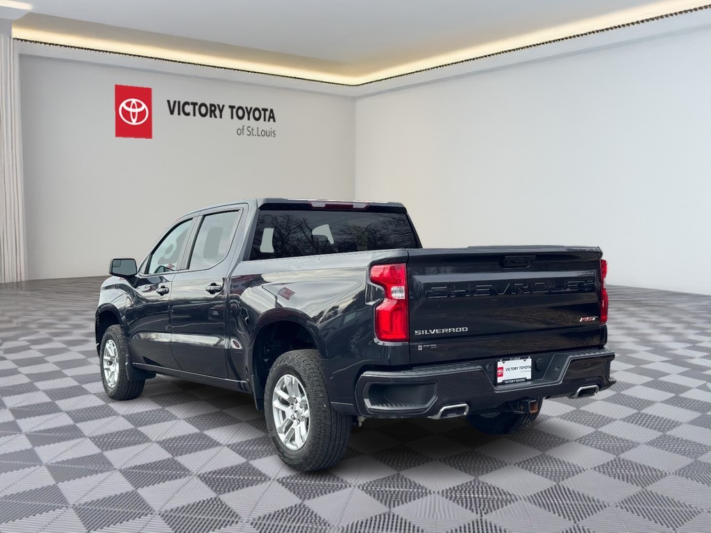 Chevrolet Silverado 1500 Vehicle Full-screen Gallery Image 05