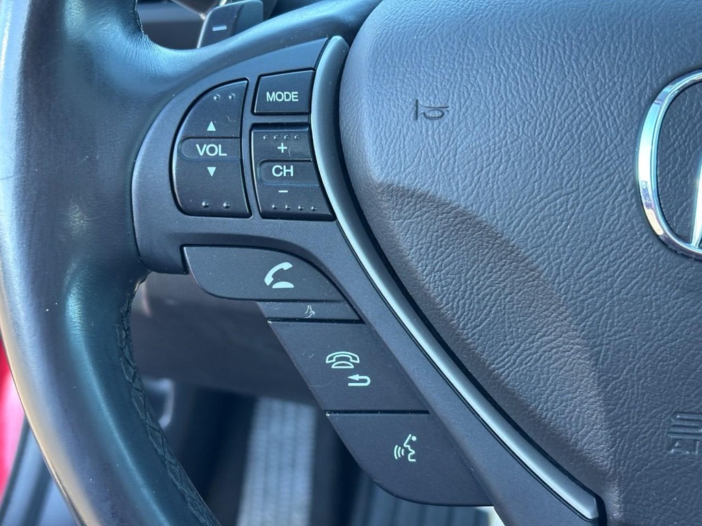 Acura ILX Vehicle Full-screen Gallery Image 19