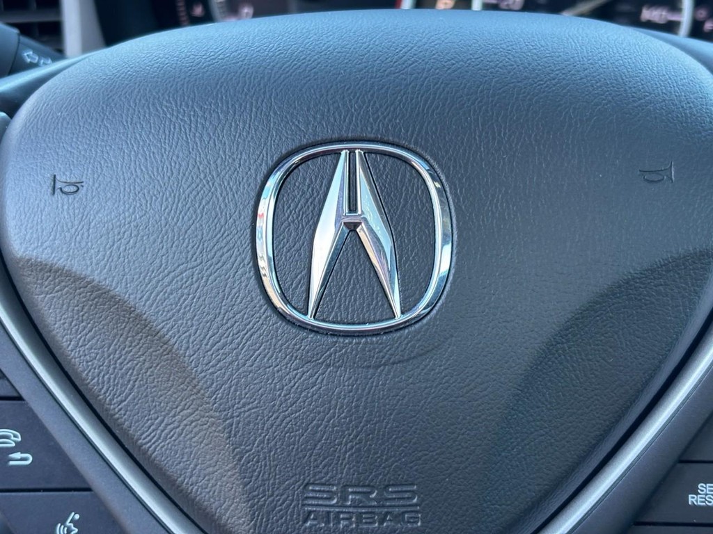 Acura ILX Vehicle Full-screen Gallery Image 20