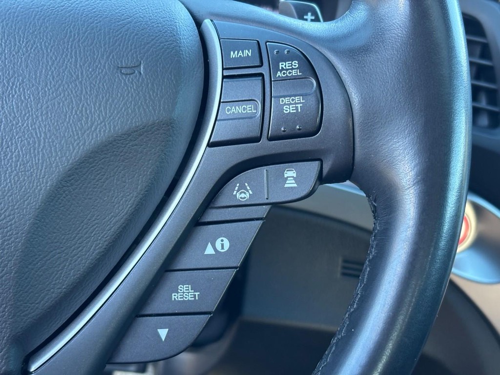 Acura ILX Vehicle Full-screen Gallery Image 21