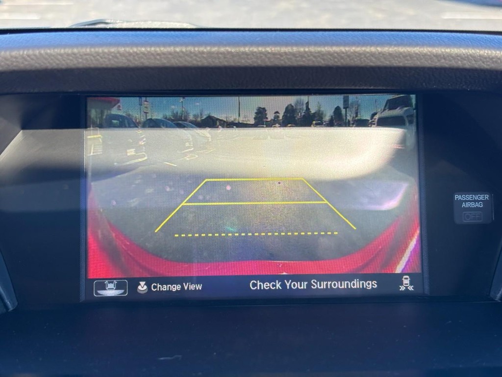 Acura ILX Vehicle Full-screen Gallery Image 24