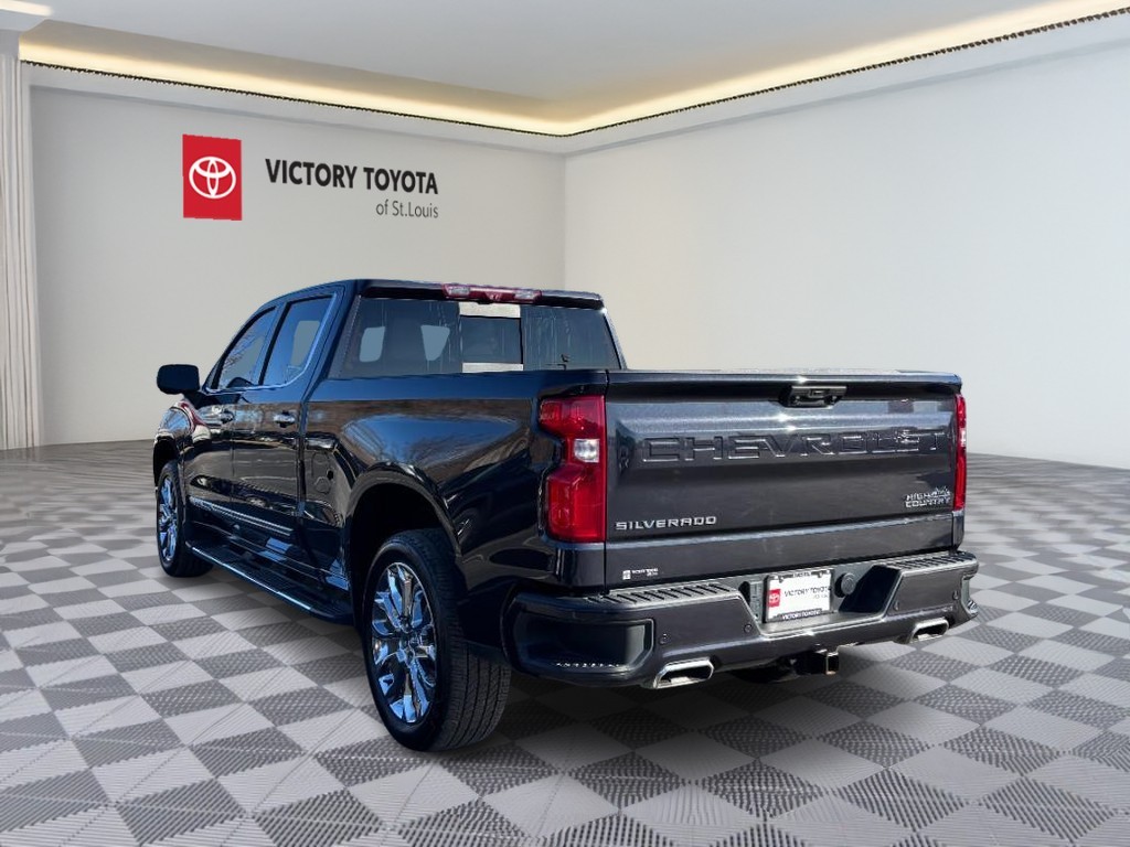 Chevrolet Silverado 1500 Vehicle Full-screen Gallery Image 06