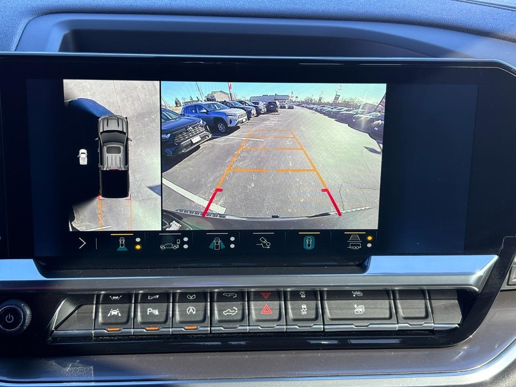 Chevrolet Silverado 1500 Vehicle Full-screen Gallery Image 24