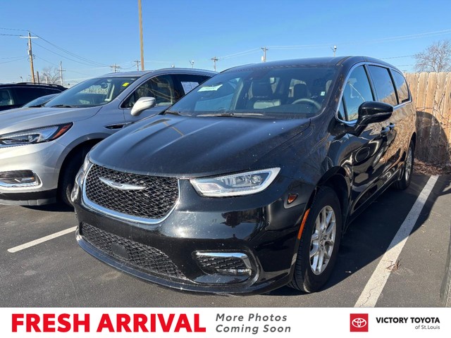 more details - chrysler pacifica