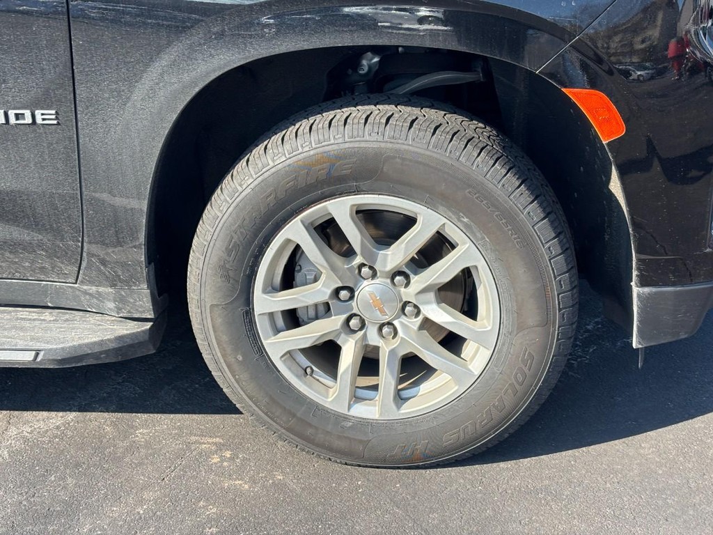 Chevrolet Tahoe Vehicle Full-screen Gallery Image 04